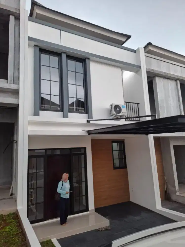 Di Sewa Cluster di GKA 2 Serua Indah Ciputat , Unit Rumah Baru 2 Lt