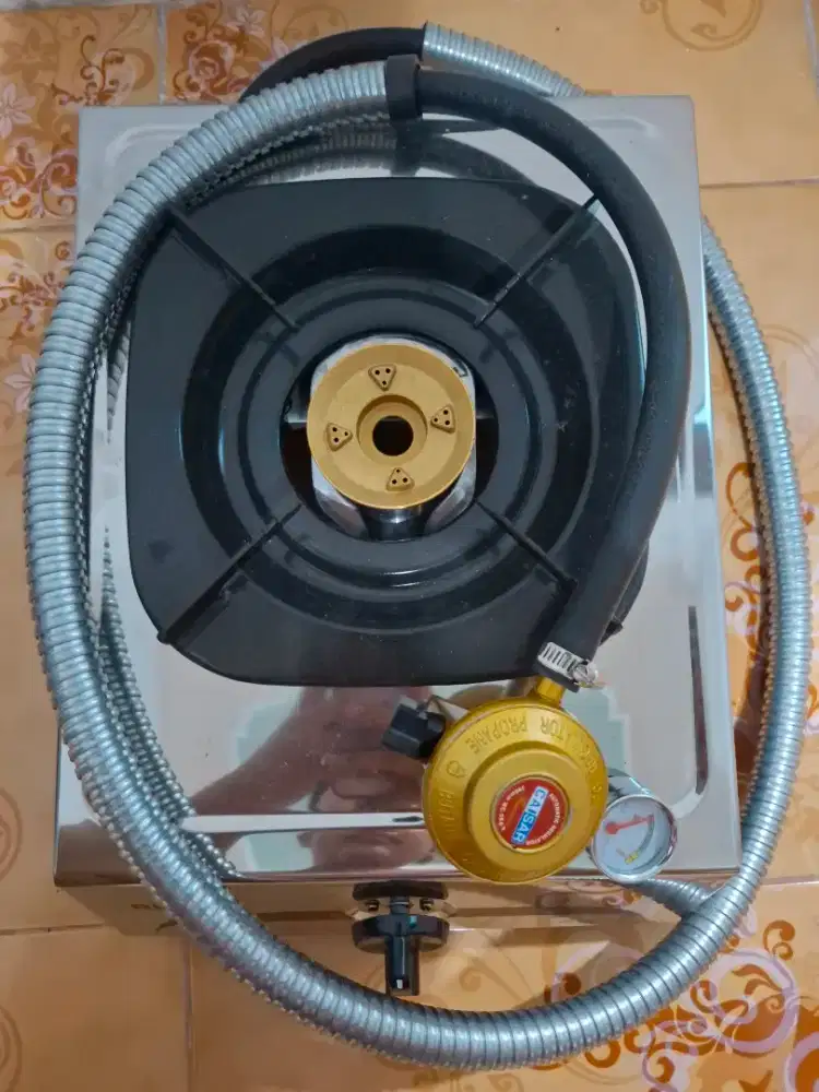 KOMPOR RINNAI MASIH BARU (ga jadi ke pake)