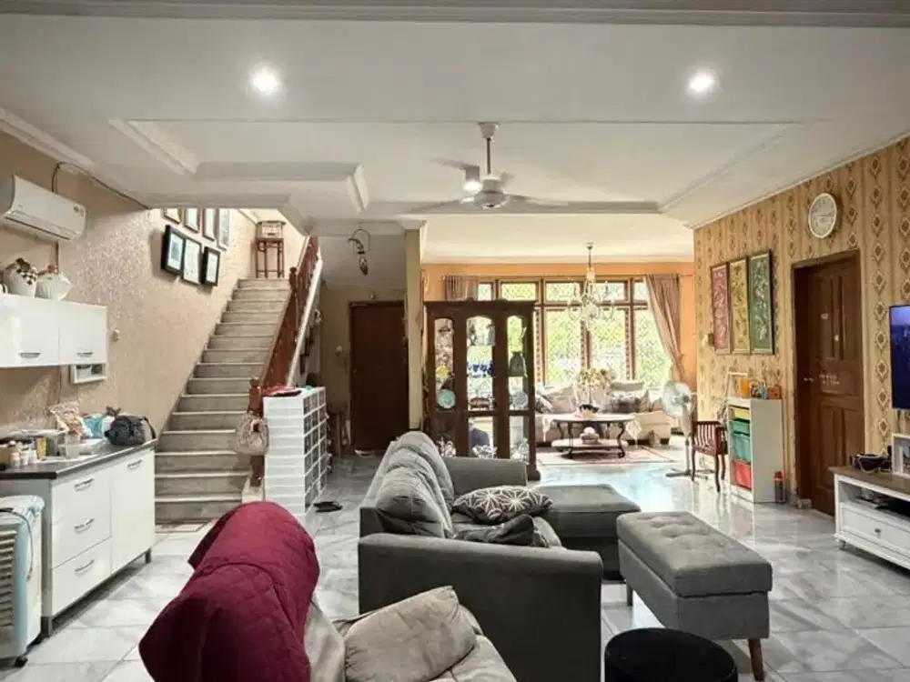 Sangat Murah & Siap Huni! Rumah Cantik 2 Lantai Siap Huni dan Termurah di Bintaro Sektor 3 — Termurah, Luas, SHM  (SP 1047)