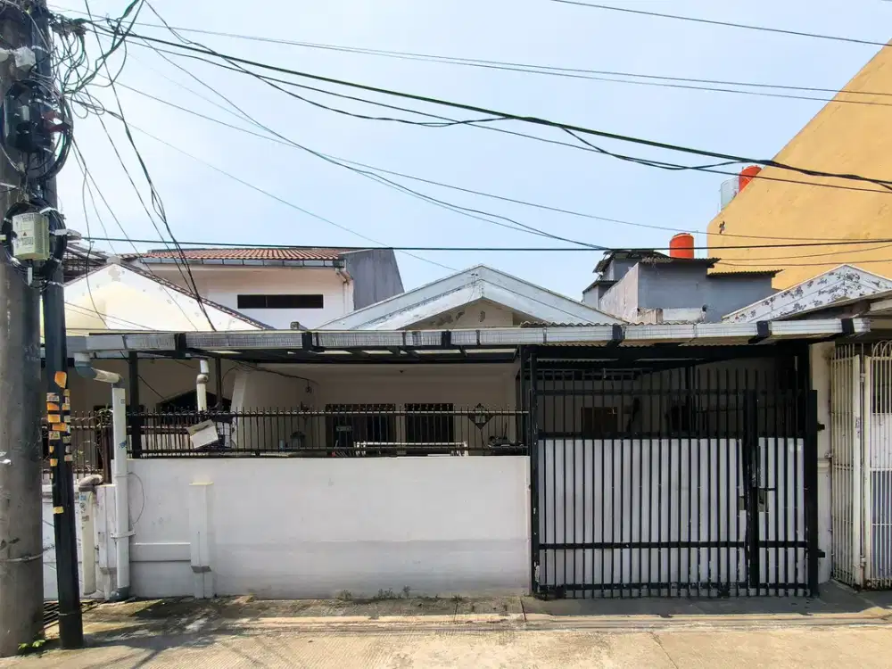 Rumah LT 119 Terawat 10 Menit ke Terminal Cengkareng Bisa KPR J-43930