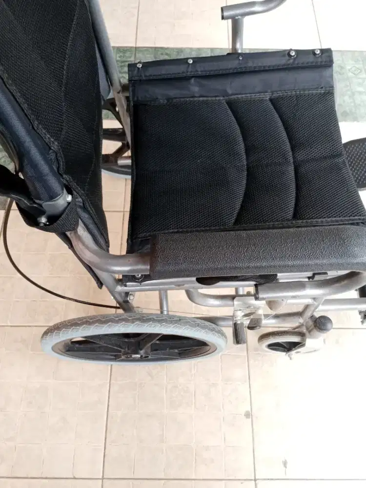 Dijual kursi roda