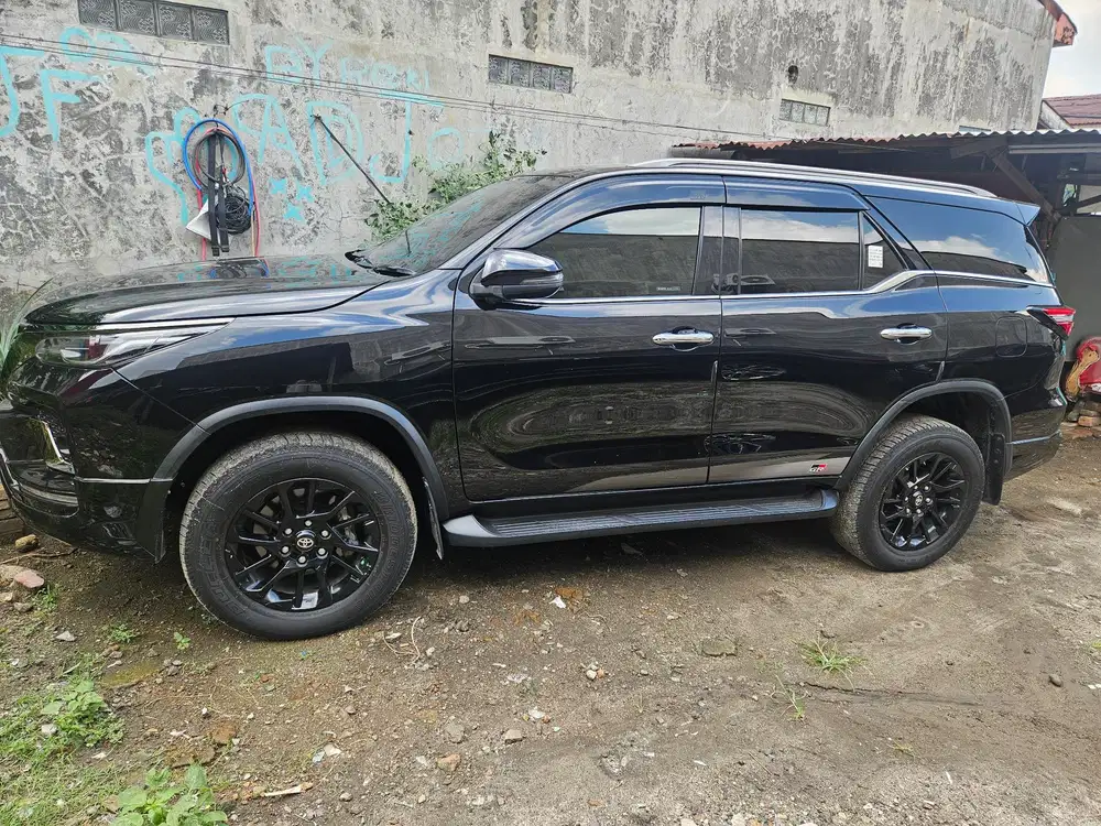 Toyota Fortuner 2023 Diesel