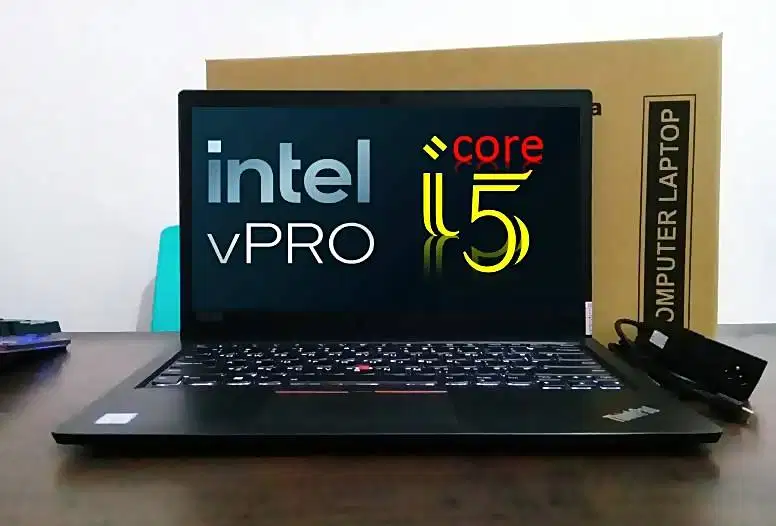 Laptop Fulzet | Core i5 | Ram 8gb | SSD 256gb | mulus segel all nomal