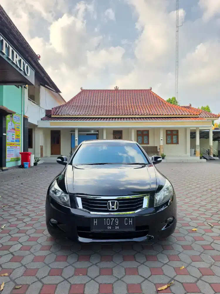 Honda Accord VTIL 2010