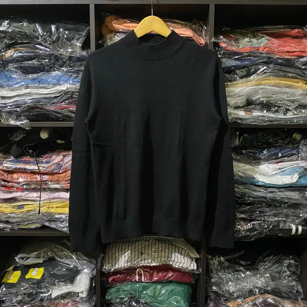 Sweater Knitwear Project M - Size M - Sweatshirts turtleneck hitam