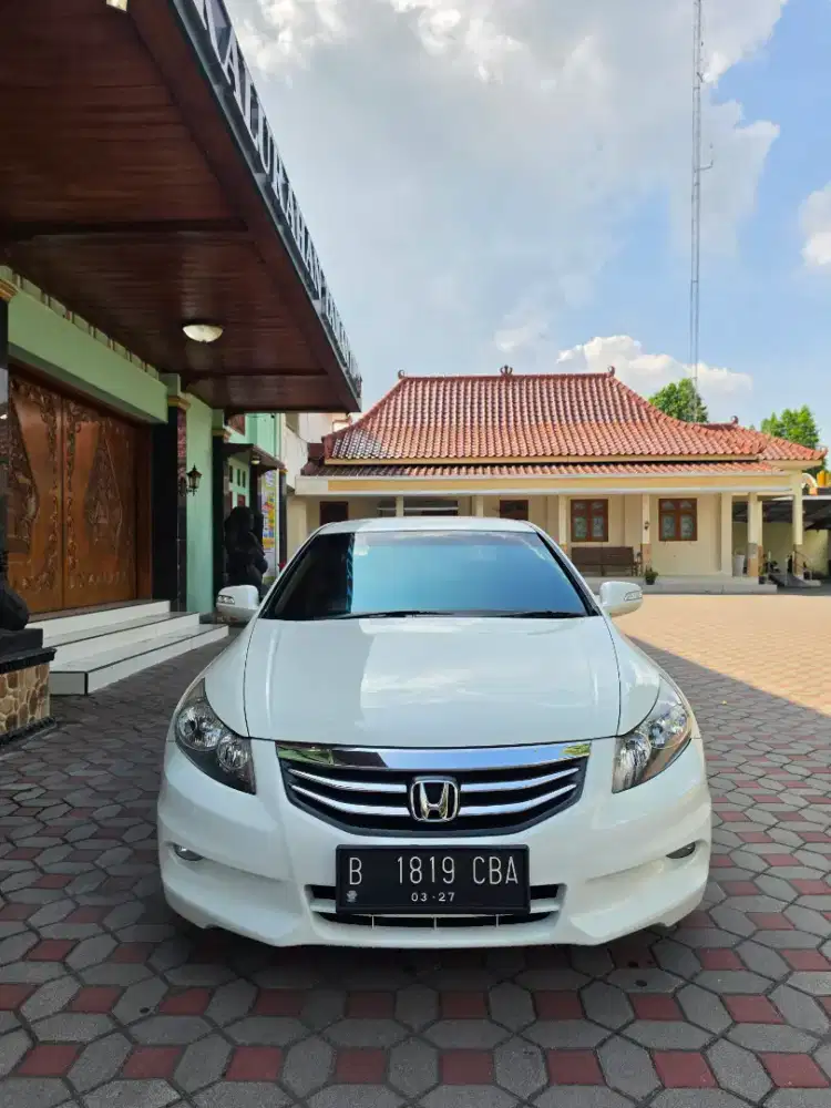 Honda Accord VTIL 2012