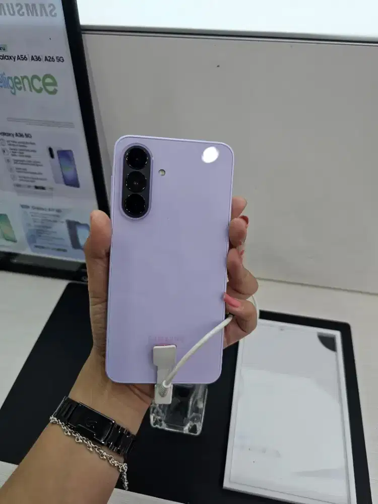 Credit samsung galaxy A37 5G