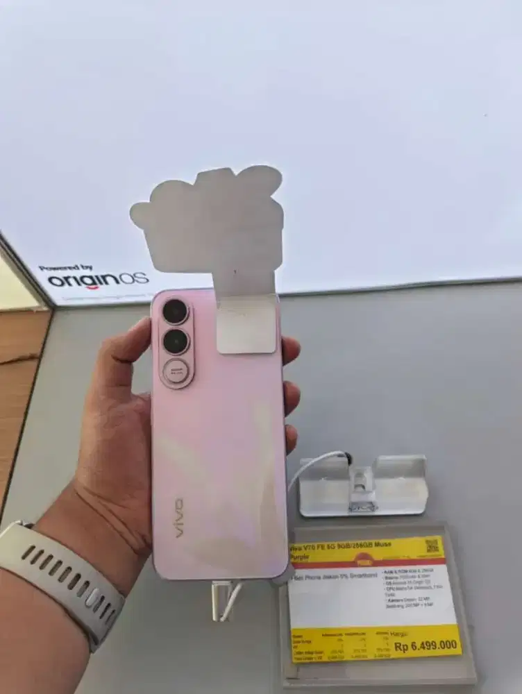 VIVO V70 FE 5G.