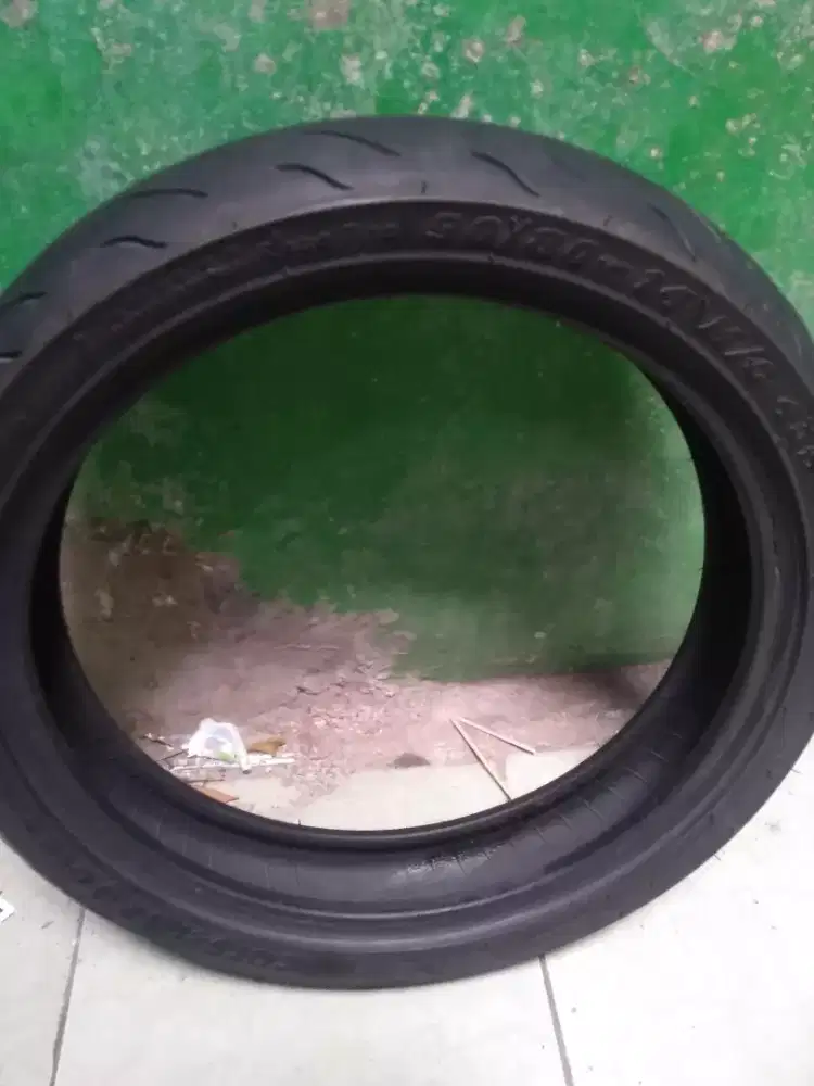 Jual ban second kondisi 90%