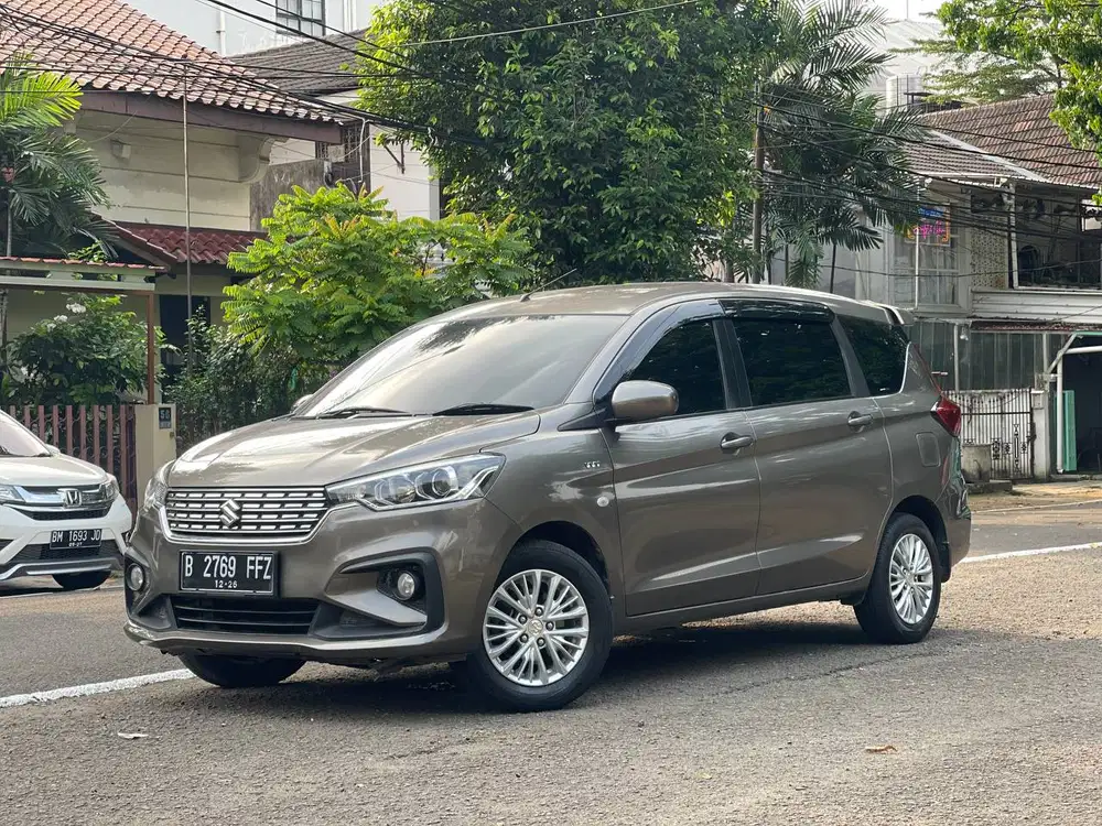 Suzuki Ertiga GL MT 2021 Abu Abu Metalik