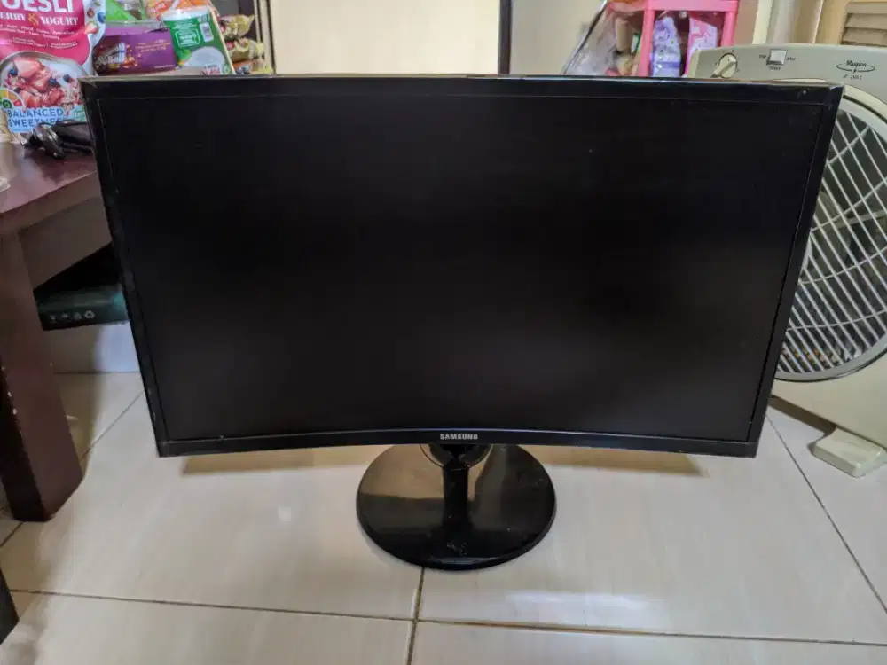 Monitor Samsung curved 24 inch
