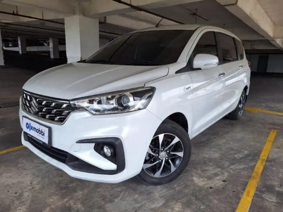 Suzuki Ertiga 1.5 SS Hybrid-MT 2022 Putih