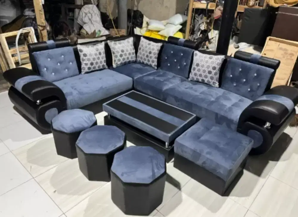 Sofa beranak abu hitam
