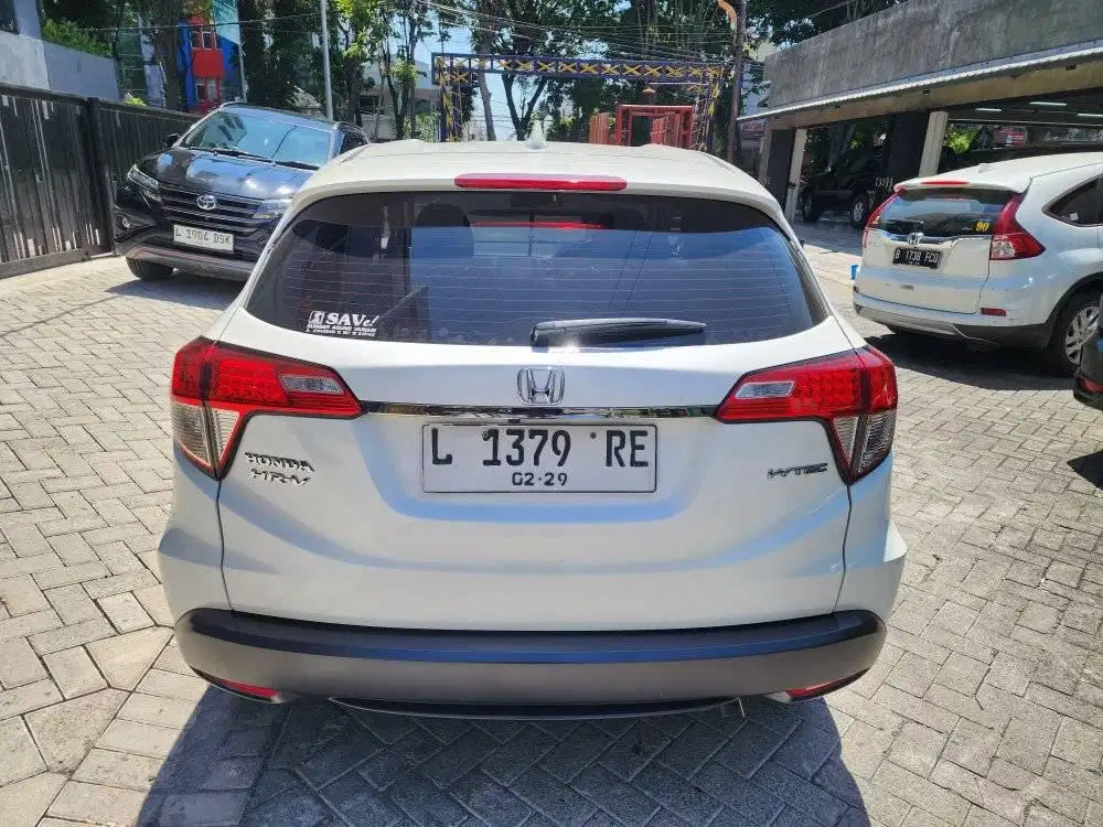 HONDA HRV 1.5 E MATIC FACELIFT 2018 PUTIH KILOMTER 45 RIBU ASLI