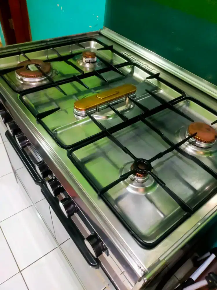 Kompor gas oven Siap Pakai dan Siap Kirim.