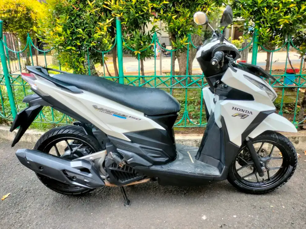 HONDA VARIO FI LED 150 ISS 2015 pajak hidup/B.dki