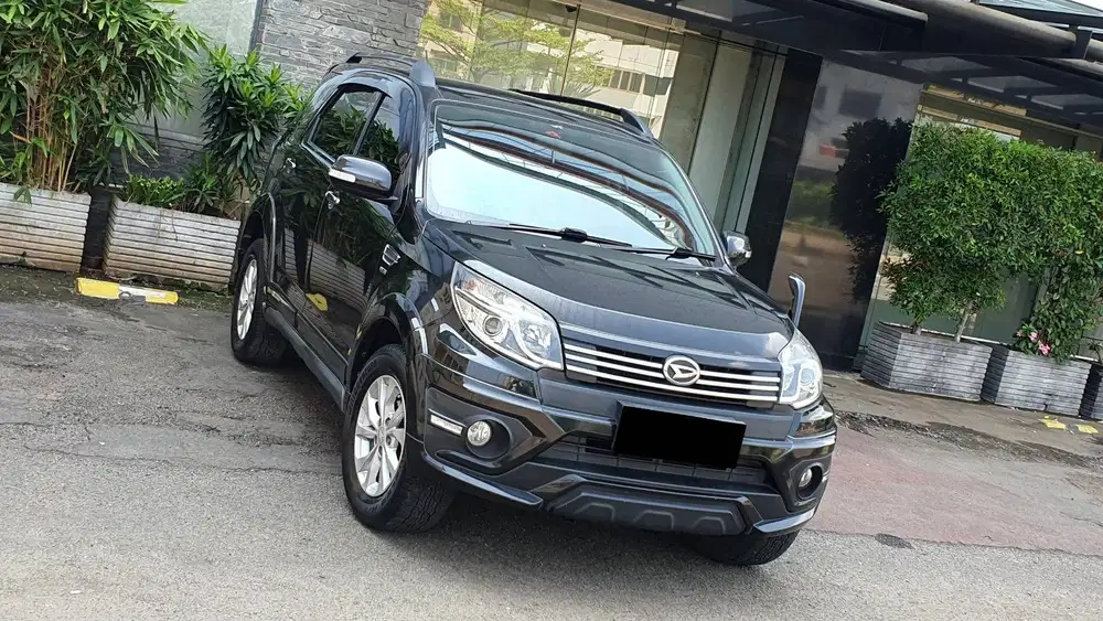 Daihatsu Terios R Adventure 1.5 Matic Hitam NIK 2016 Low Km Garansi
