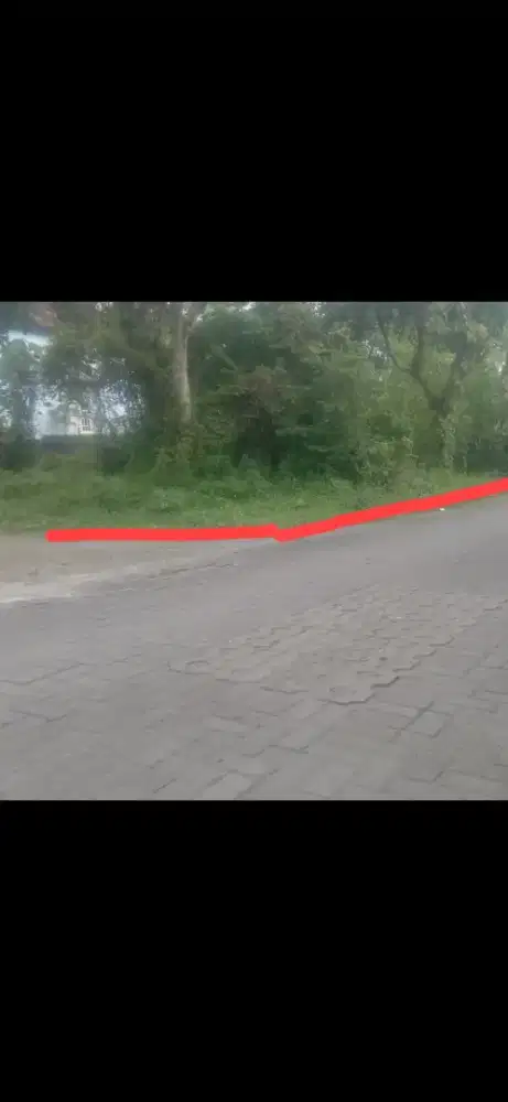 Tanah murah hook 2 muka dekat pasar rejondani Palagan KM 11 SLEMAN