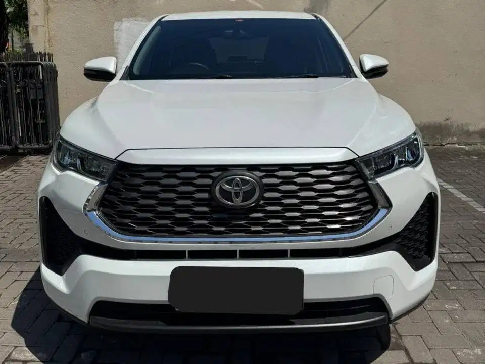 Innova Zenix V 2023 Bensin | Putih | Pajak Panjang | Siap Pakai