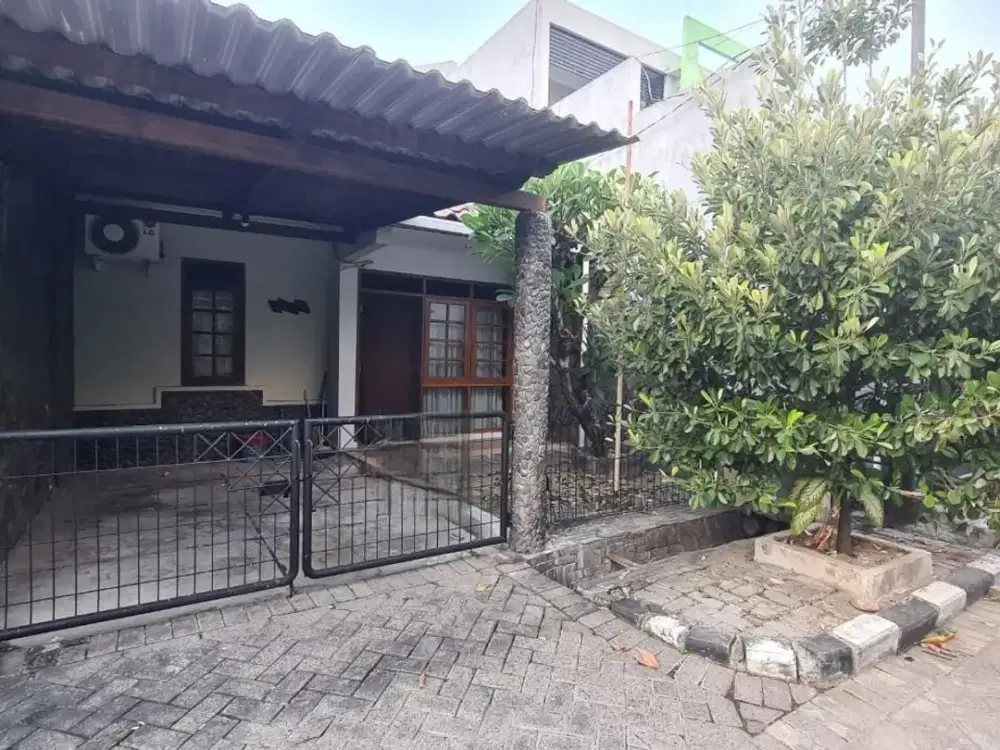 DIJUAL Rumah Babatan Pratama - Surabaya Barat Full Bangunan Semi Furnish