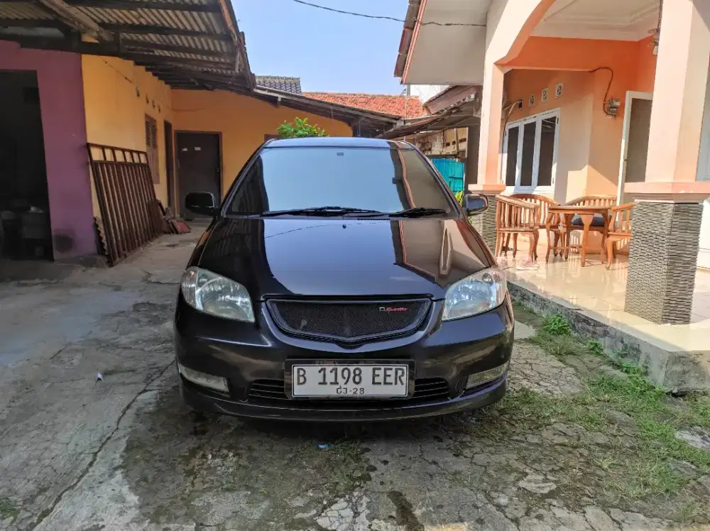Toyota Vios 2004 G MT Hitam