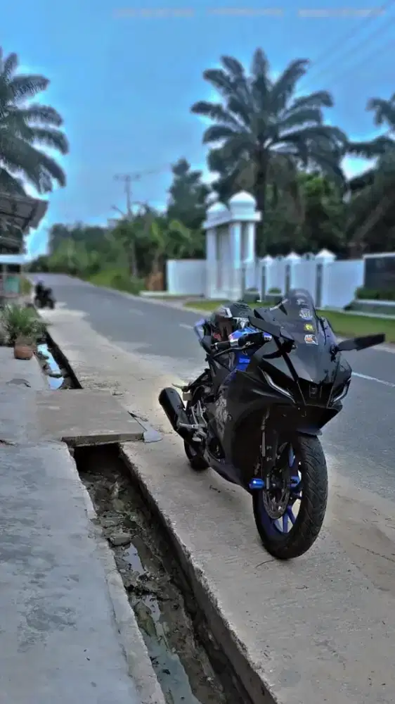 Yamaha R15v4 tahun 2021 Jual cepat BU