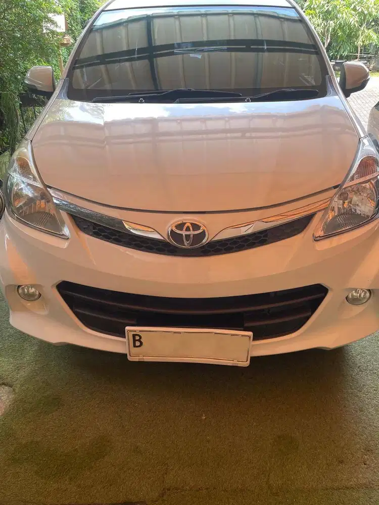 Toyota Veloz 1.5 AT 2013