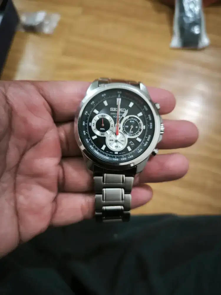 Seiko chrono SSB241P1