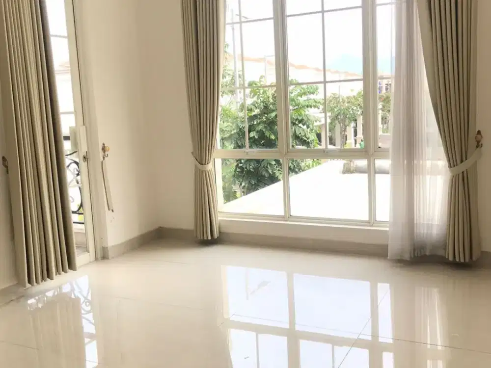 DISEWAKAN RUMAH 2 LANTAI PODOMORO PARK BANDUNG CLUSTER ANAPURI STT TELKOM, TOL BUAH BATU