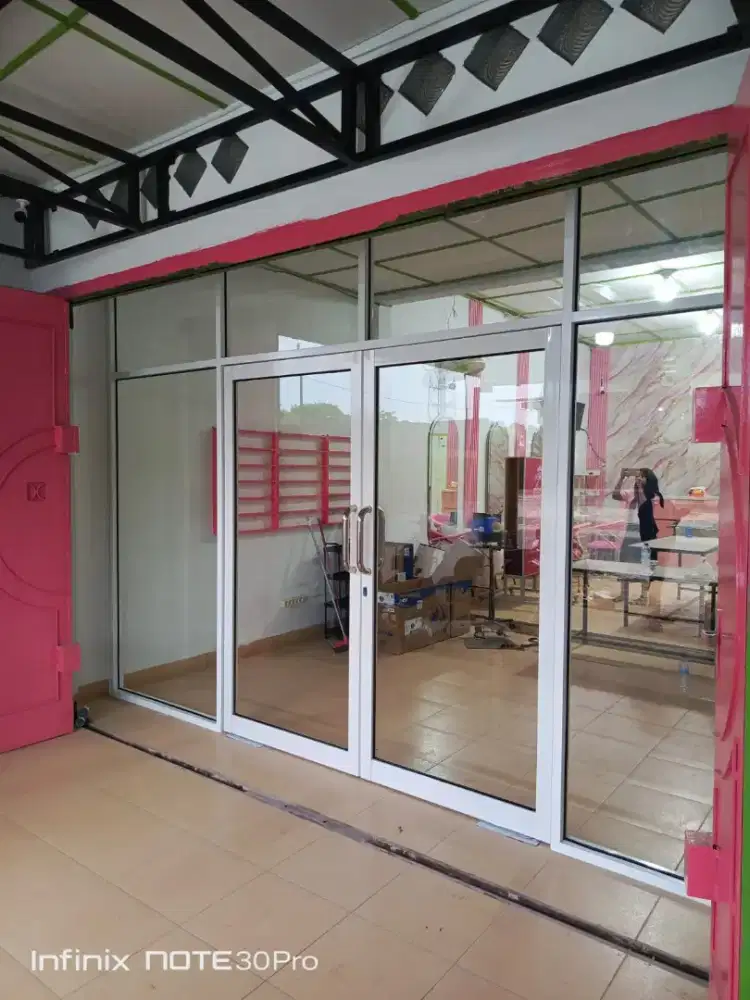 Pintu kaca, partisi kaca,sekat kaca, jendela upvc aluminium