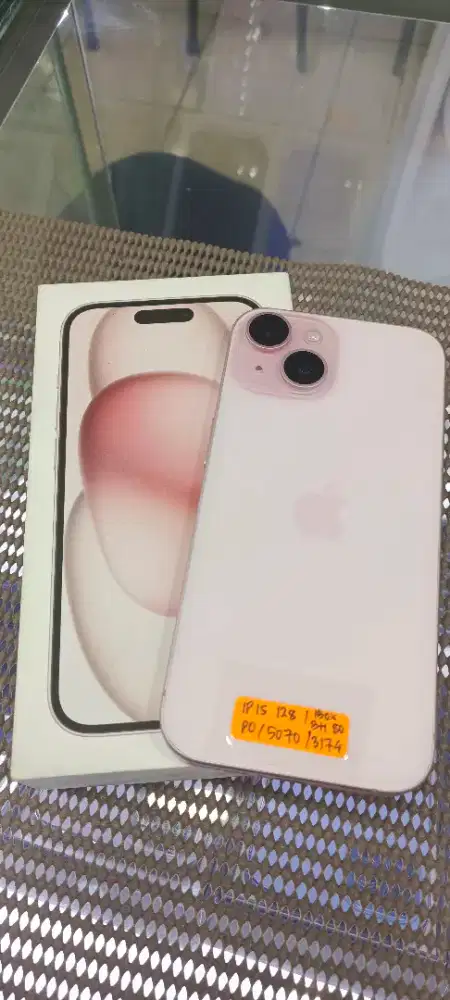 iphone 15 128gb Pink ex Ibox bh 80% original mulus komplit