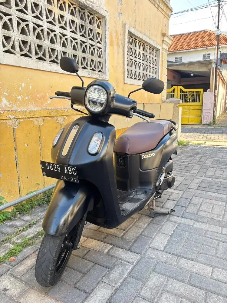 Yamaha Fazzio Lux 2022 Hitam km rendah
