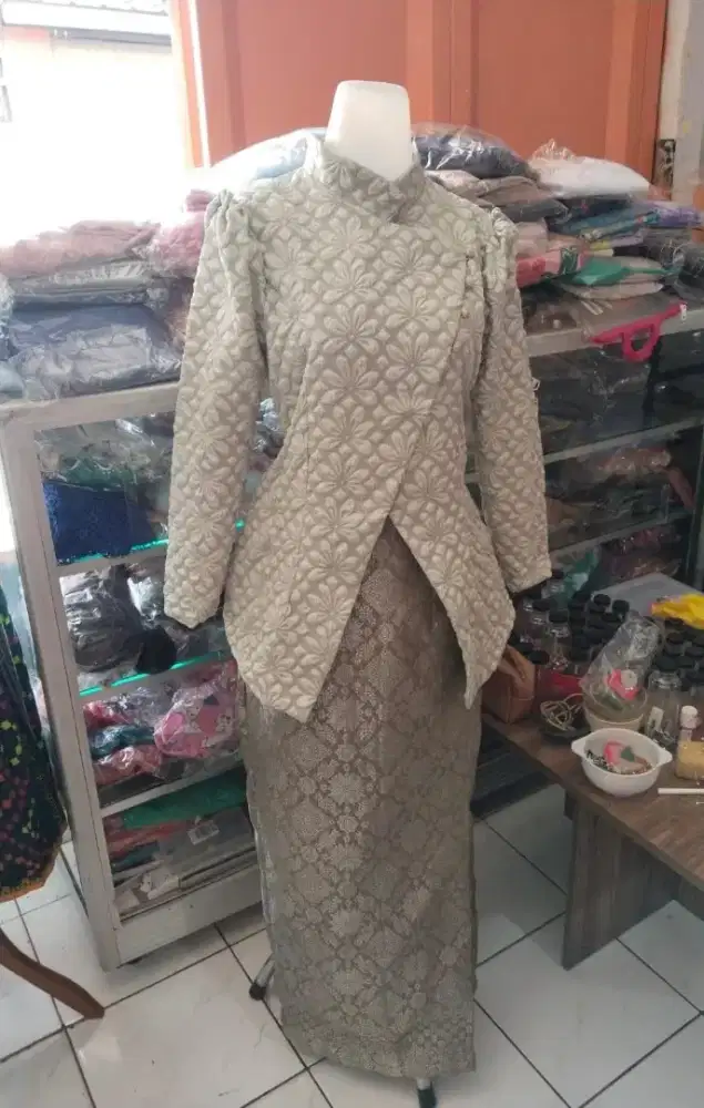 Menerima Jasa Jahit Kebaya, Dress, Gaun, Gamis,
