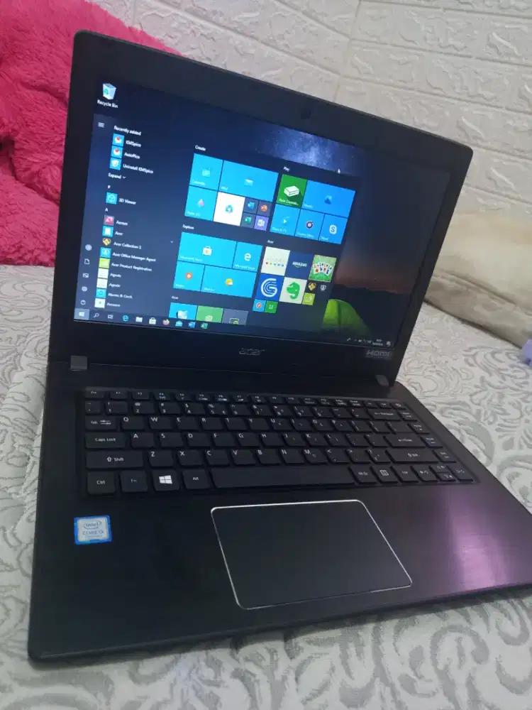 Laptop ACER  CORE I3 . RAM 8 GB/500GB .Normal. Lancar