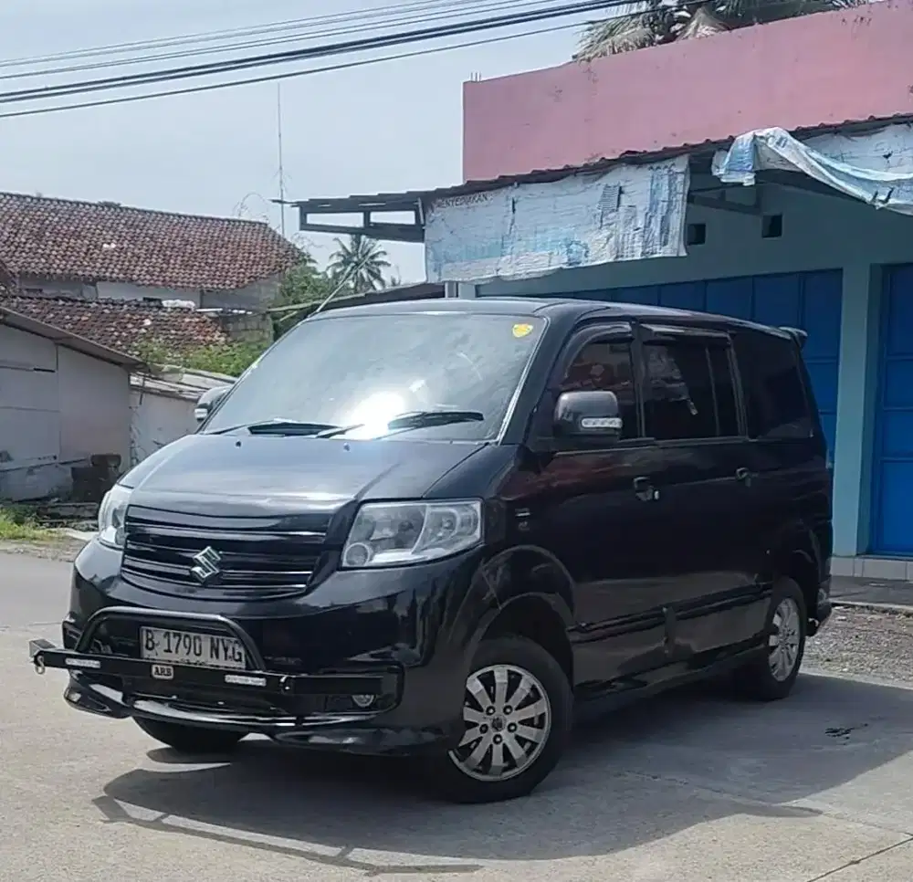 APV Arena SGX Luxury Matic Istimewa