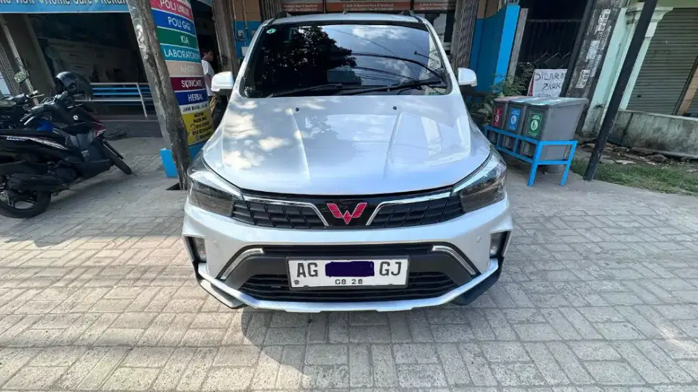 WULING CONFERO S LUX MT