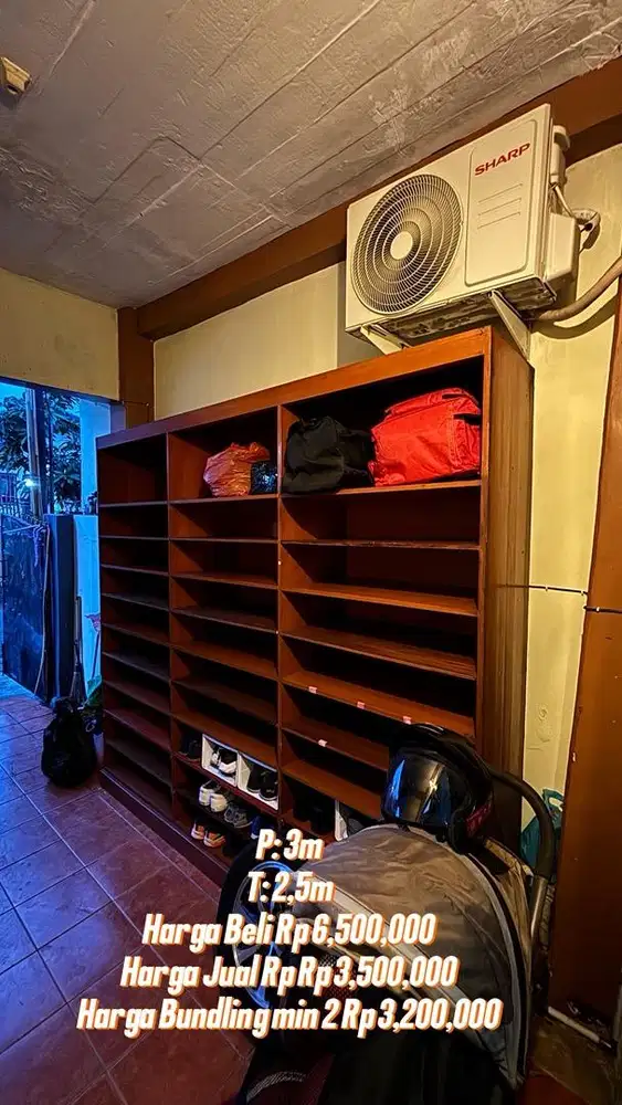 Lemari Rak Kayu Kokoh