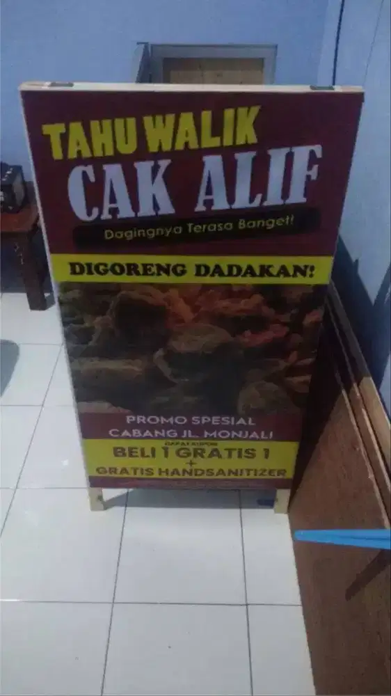 Pesan online jagrak kayu banner segitiga murah kuliner & tahu walik