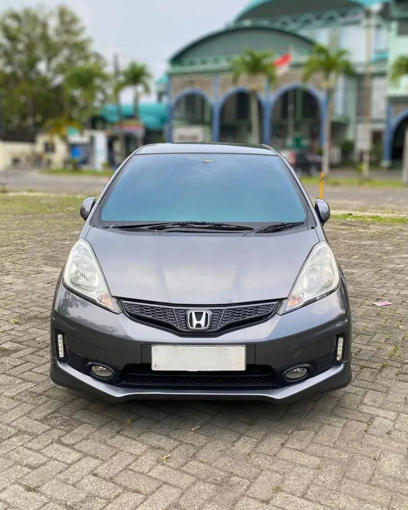 Jazz RS 1.5 MT 2012