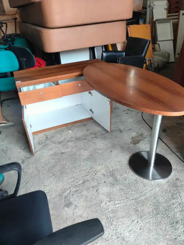 Meja kantor/kerja letter L bahan multipleks tebal lapisan veneer bekas