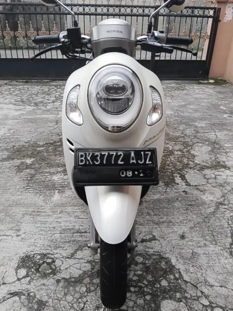 Scoopy Prestige 2021