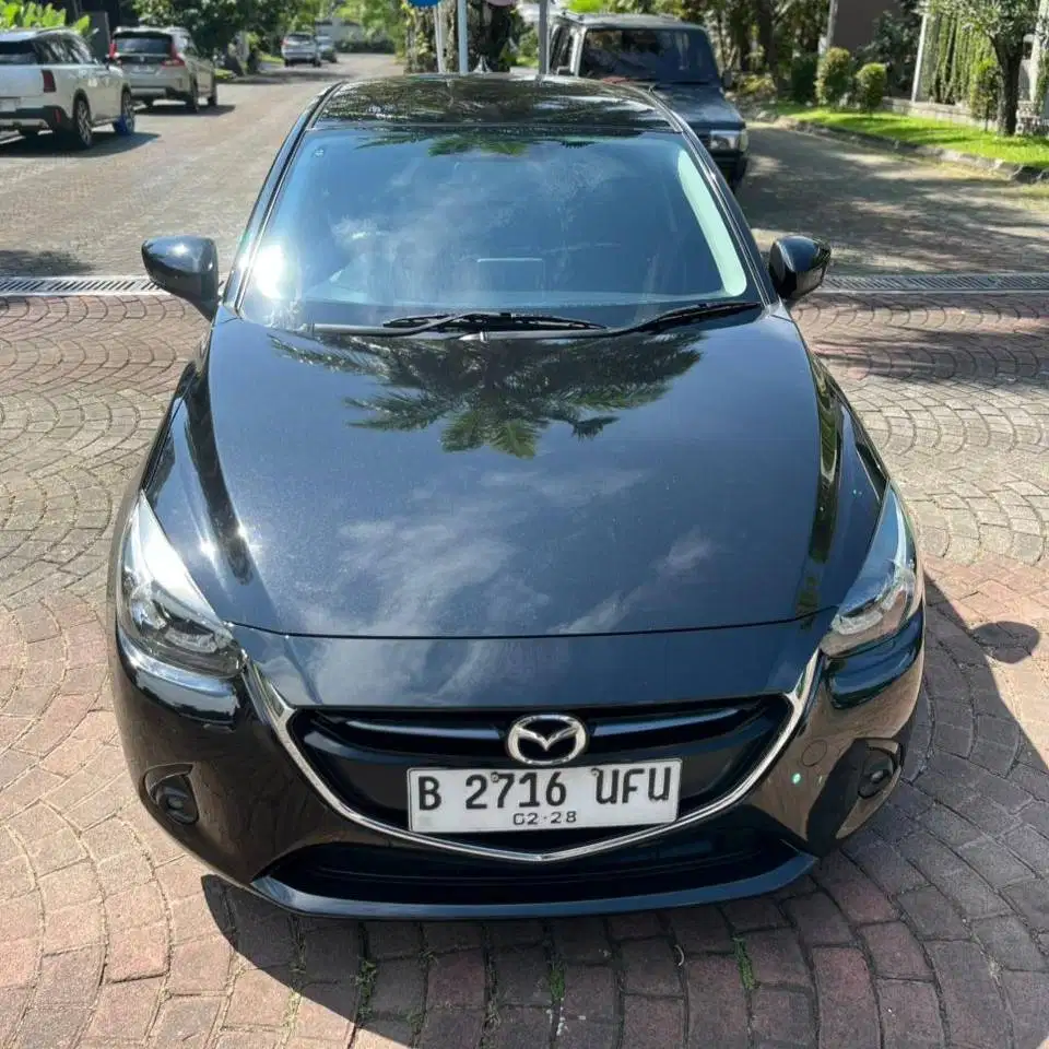 Mazda 2 1.5 R automatic 2017 km rendah RAWATAN DP Minim Jazz