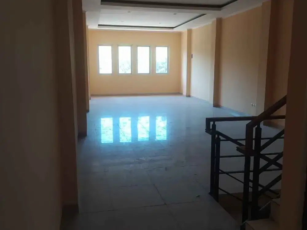 Jual / Sewa 2 Ruko Murah Bersebelahan di Otista Strategis di Pusat Bandung