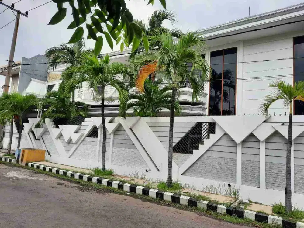 Dijual Rumah 450 m2 Dharmahusada Indah Utara Mewah Row 3 Mobil Mulyorejo Surabaya