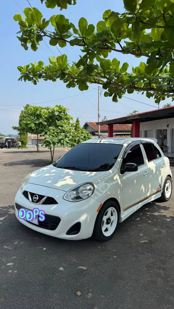 Nissan March 2015 Bensin