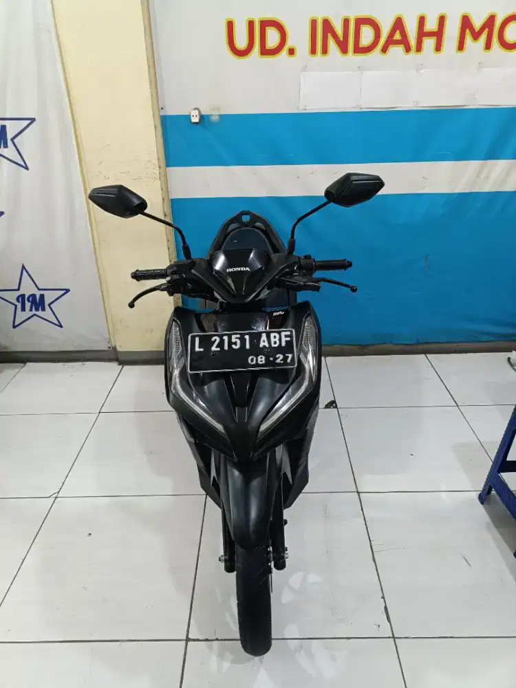 Hitam doff HONDA VARIO ESP CBS ISS EXCLSV FI 2022 BISA KREDIT