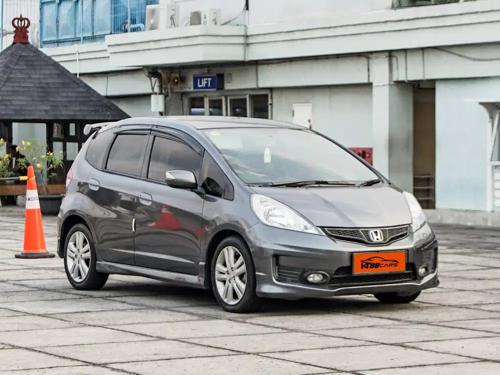 Jazz RS 1.5 AT Abu abu 2012