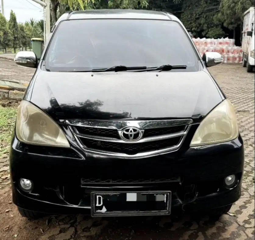 Jual santai Avanza G manual 2011/2012 ac dobel pajak isi
