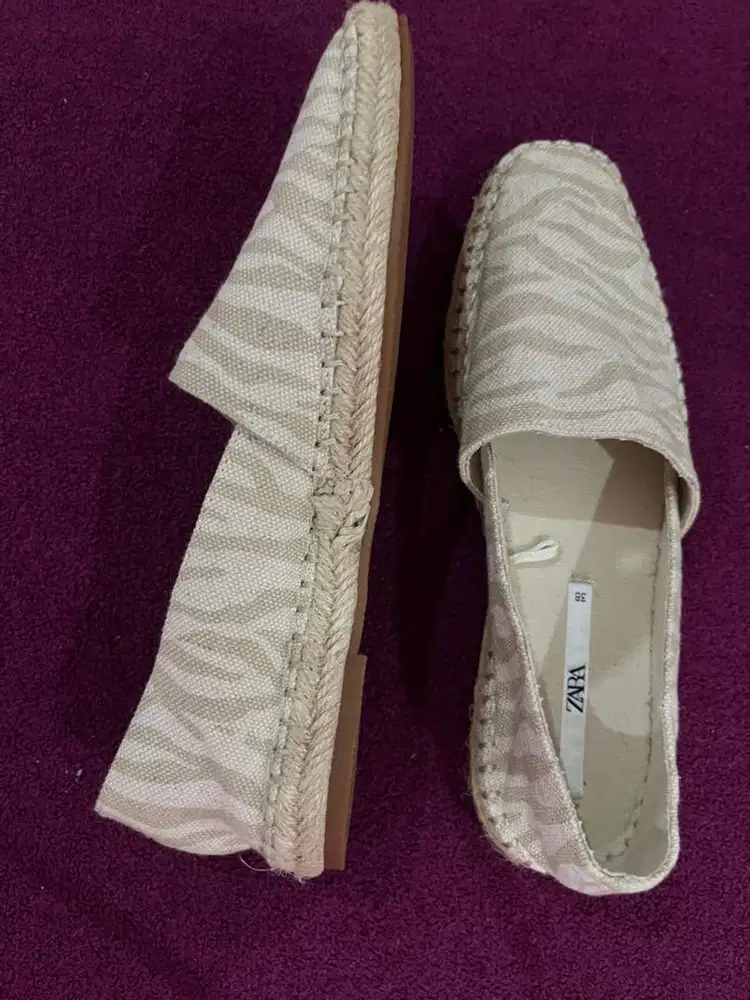 Dijual sepatu zara