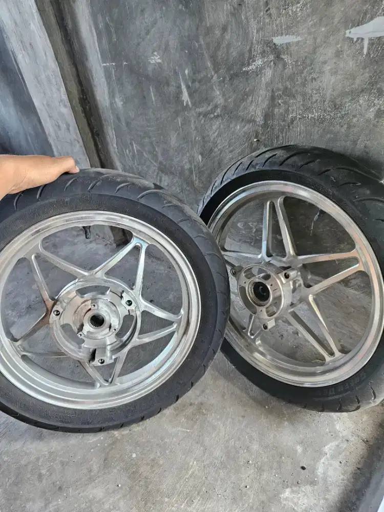 Velg delcevic set ban tubles ring 14